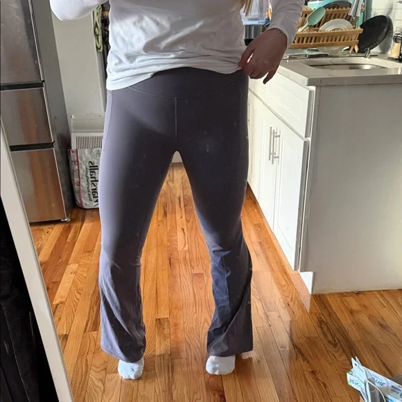 Athleta grey purple yoga pants - Picture 3 of 11